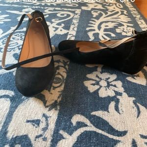 Wedge wrap heels